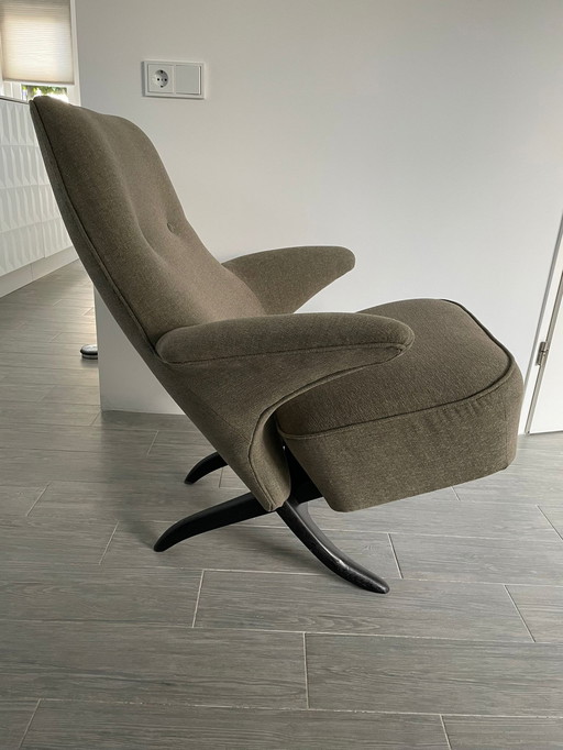 Artifort Theo Ruth fauteuil