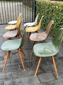 8x Eames original Herman Miller DSW fiberglas walnut dowel base