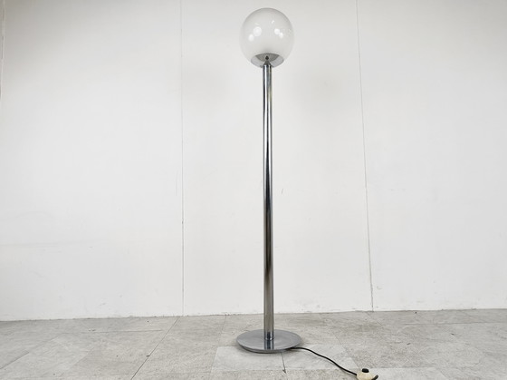 Image 1 of Vintage vloerlamp van chroom en glas, jaren 70