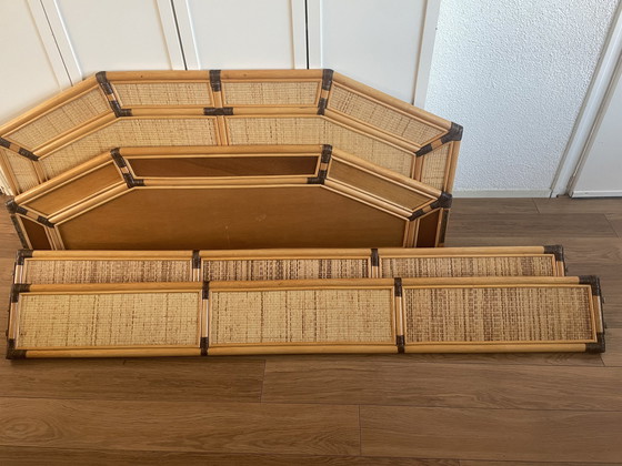Image 1 of Vintage rotan/ rieten bed met 2 kastjes