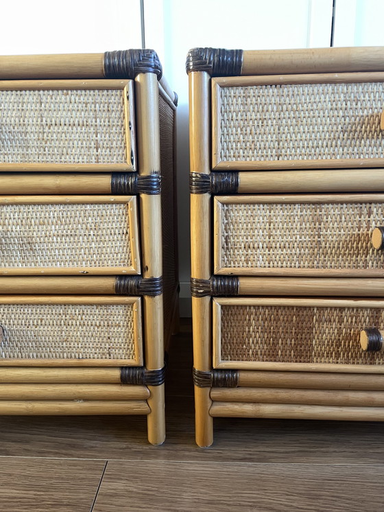 Image 1 of Vintage rotan/ rieten bed met 2 kastjes