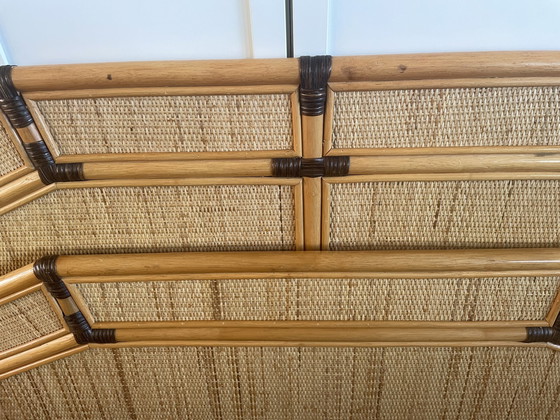 Image 1 of Vintage rotan/ rieten bed met 2 kastjes