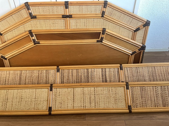 Image 1 of Vintage rotan/ rieten bed met 2 kastjes