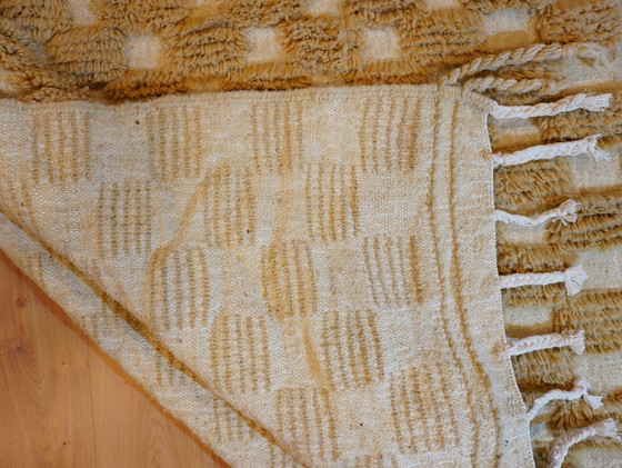 Image 1 of Berberkleed - 250 cm x 154 cm - taupe wol