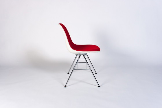 Image 1 of Vitra Eames Plastic Side Chair DSS (voorraad:50)