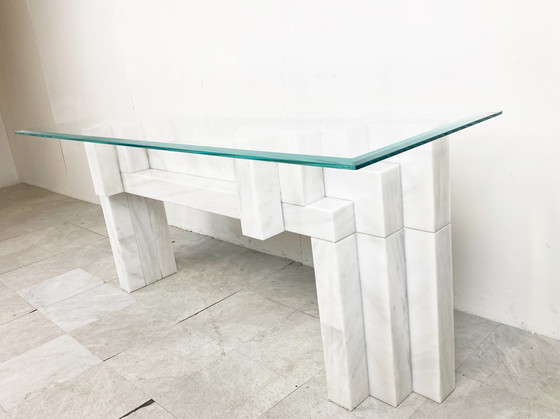 Image 1 of Architecturale marmeren console