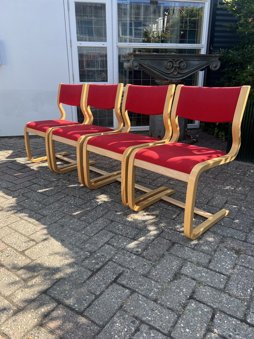 4 Gevaldi eetkamerstoelen 