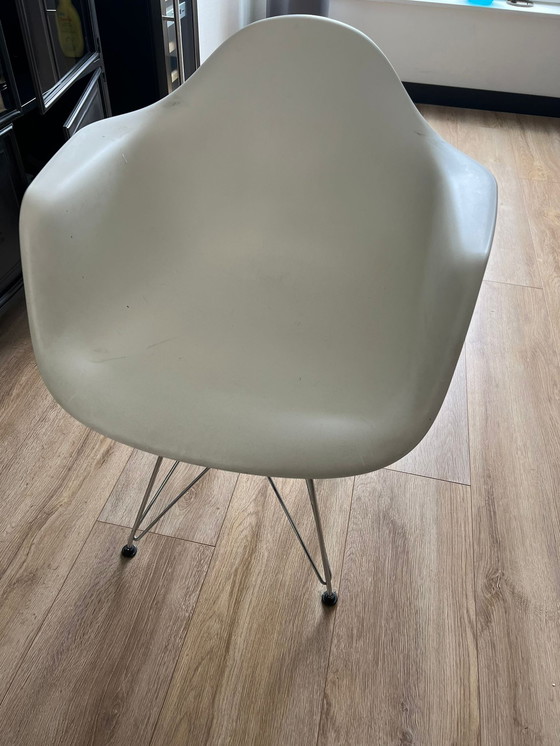 Image 1 of 6x  Vitra Ray eames stoelen