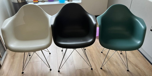 6x  Vitra Ray eames stoelen