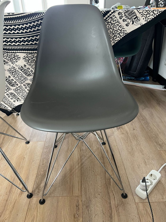 Image 1 of 6x  Vitra Ray eames stoelen