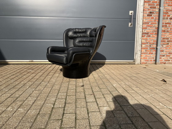 Image 1 of 2x Zwart op Zwart Joe Colombo Elda stoelen