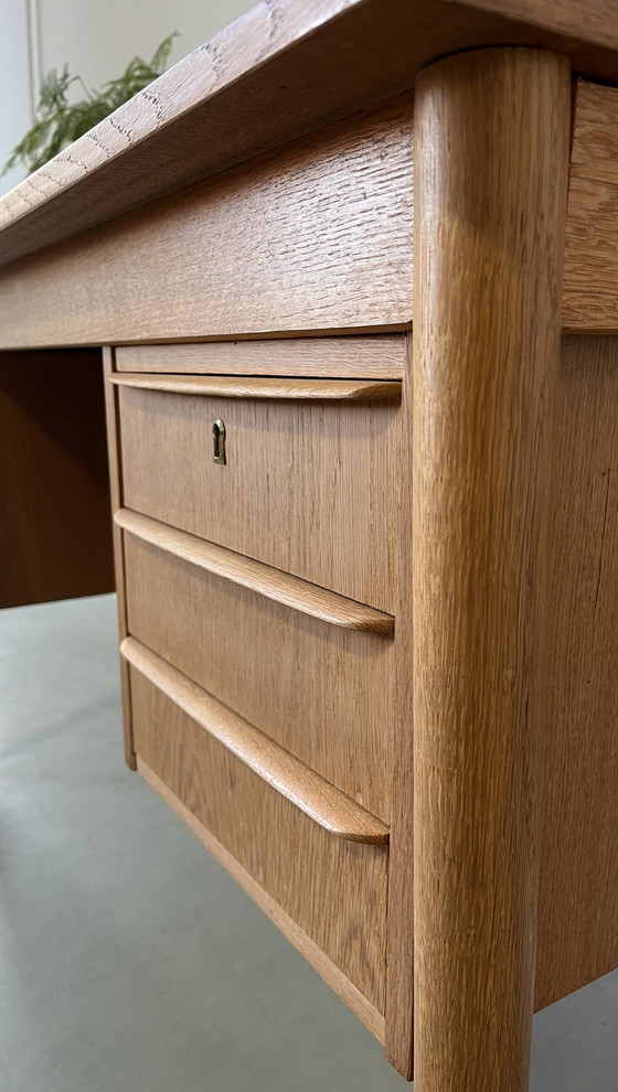 Image 1 of Vintage Deens eiken bureau