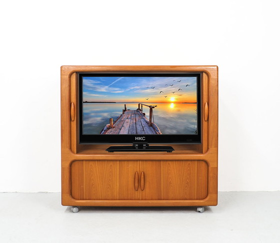 Image 1 of Dyrlund Danish's design teak TV / audio meubel jaren 60