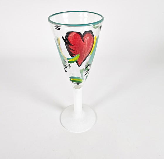 Image 1 of Kosta Boda - Ulrica Hydman Vallien - wijnglas - unica - handbeschilderd -  Art collectie 'Heart' -  1980's