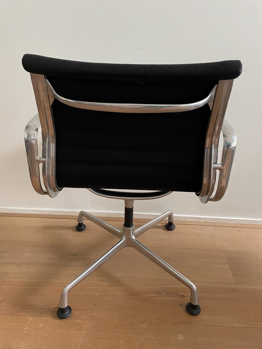 Charles Eames Vitra Hopsak aluminium