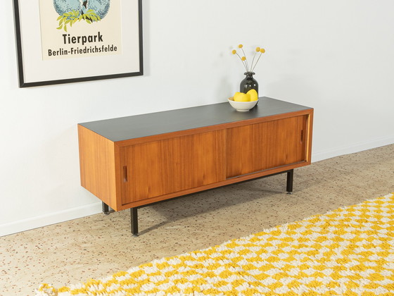 Image 1 of vintage dressoir met schuifdeuren