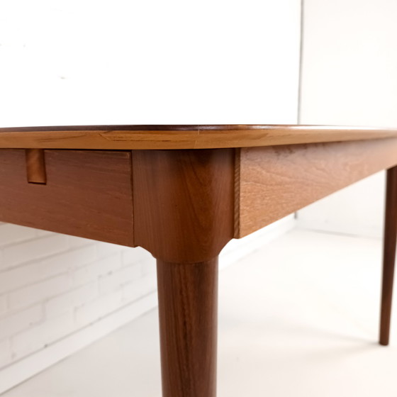 Image 1 of Vintage eetkamertafel uitschuifbaar teak