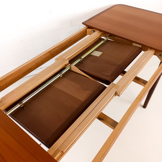 Image 1 of Vintage eetkamertafel uitschuifbaar teak