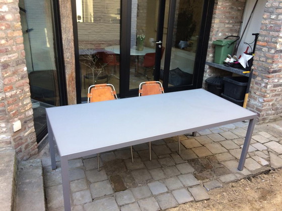 Image 1 of MDF Italia LIM Tafel