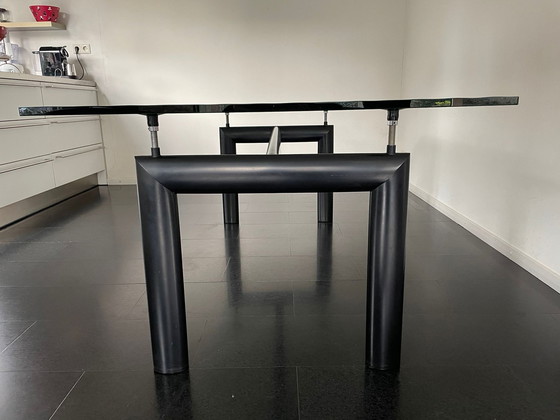 Image 1 of Cassina LC6 tafel, le Corbusier