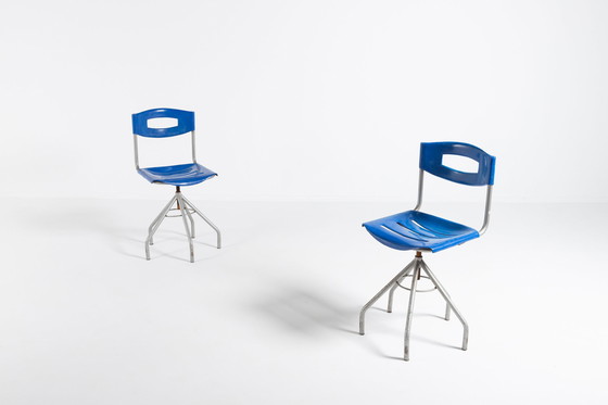 Image 1 of Vintage industriële krukjes