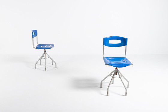 Image 1 of Vintage industriële krukjes