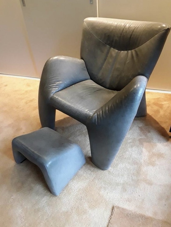 Image 1 of Leolux Echnaton fauteuil en hocker