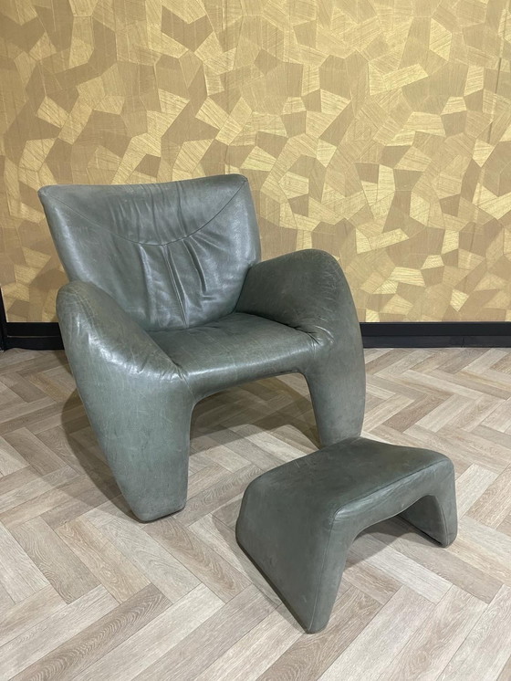 Image 1 of Leolux Echnaton fauteuil en hocker