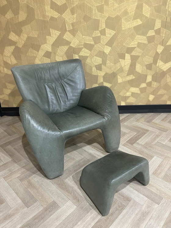 Image 1 of Leolux Echnaton fauteuil en hocker