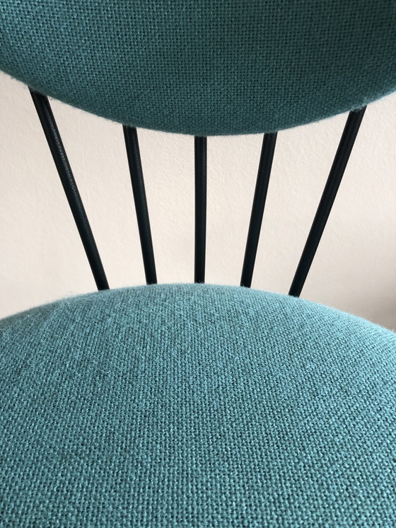 Image 1 of 4 vintage Memphis stoelen