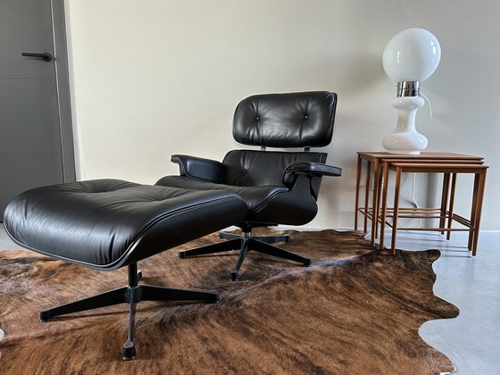 Image 1 of Vitra Eames Lounge Chair & Ottoman