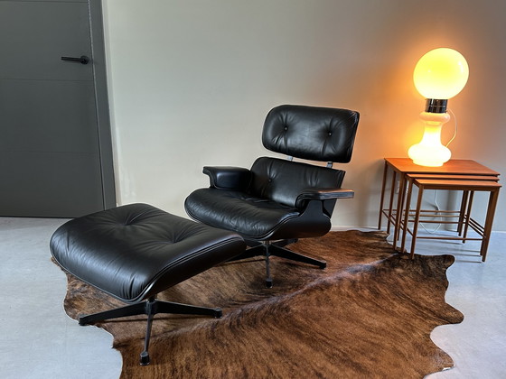 Image 1 of Vitra Eames Lounge Chair & Ottoman