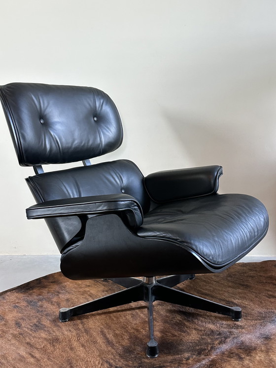 Image 1 of Vitra Eames Lounge Chair & Ottoman