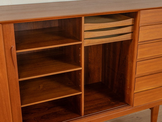 Image 1 of Henry Rosengren-Hansen dressoir