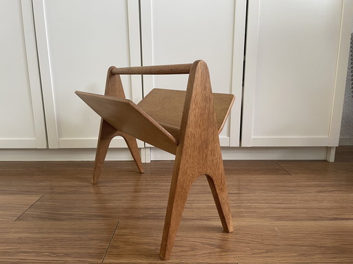 Vintage Lectuurbak/ Krantenbak