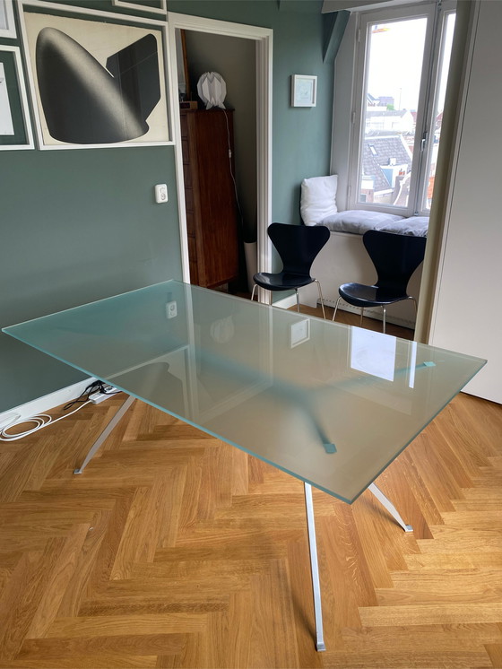 Image 1 of Minotti Jei-tafel