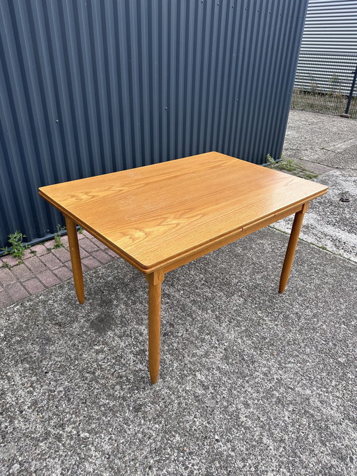 Eettafel vintage uitschuifbaar 