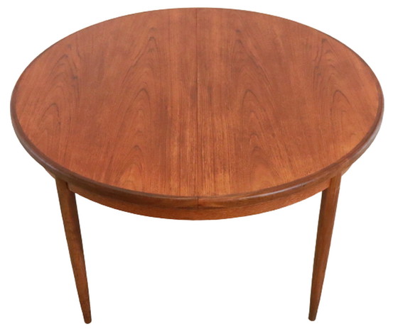 Image 1 of G-Plan Ronde vintage eetkamertafel verlengbaar 'Avebury'