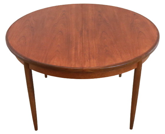 Image 1 of G-Plan Ronde vintage eetkamertafel verlengbaar 'Avebury'