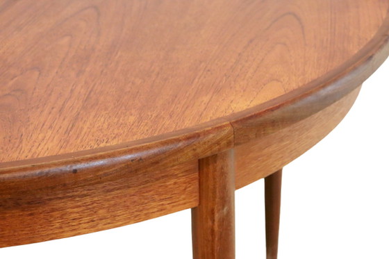 Image 1 of G-Plan Ronde vintage eetkamertafel verlengbaar 'Avebury'