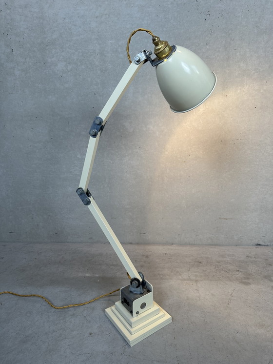 Image 1 of Memlite bureaulamp