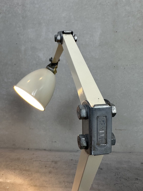 Image 1 of Memlite bureaulamp