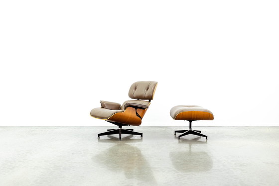 Image 1 of Eames lounge chair+ ottoman 80's edition