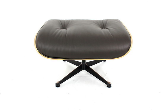 Image 1 of Vitra Charles Eames Lounge Chair Ottoman in premium leer en Amerikaans kersenhout