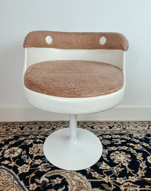 Ronde tulpfauteuil uit de 1970’s