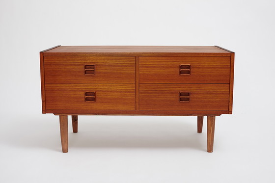 Image 1 of Zwaan Teak Dressoir