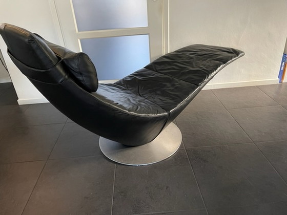 Image 1 of Natuzzi Italia lounge chair leer / chaise lounge kleur black