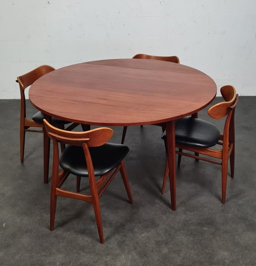  Teeffelen tafel/stoelen verkocht