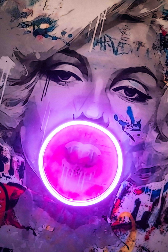 Image 1 of LEDmansion -Bubble-collectie V.1. Marylin Audrey Brigitte Kunst led-lamp