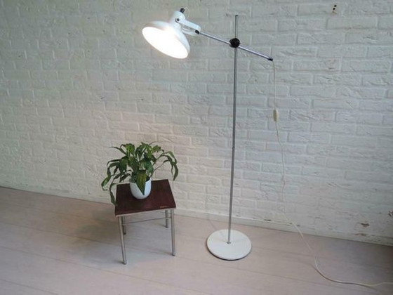 Image 1 of Anvia floorlamp